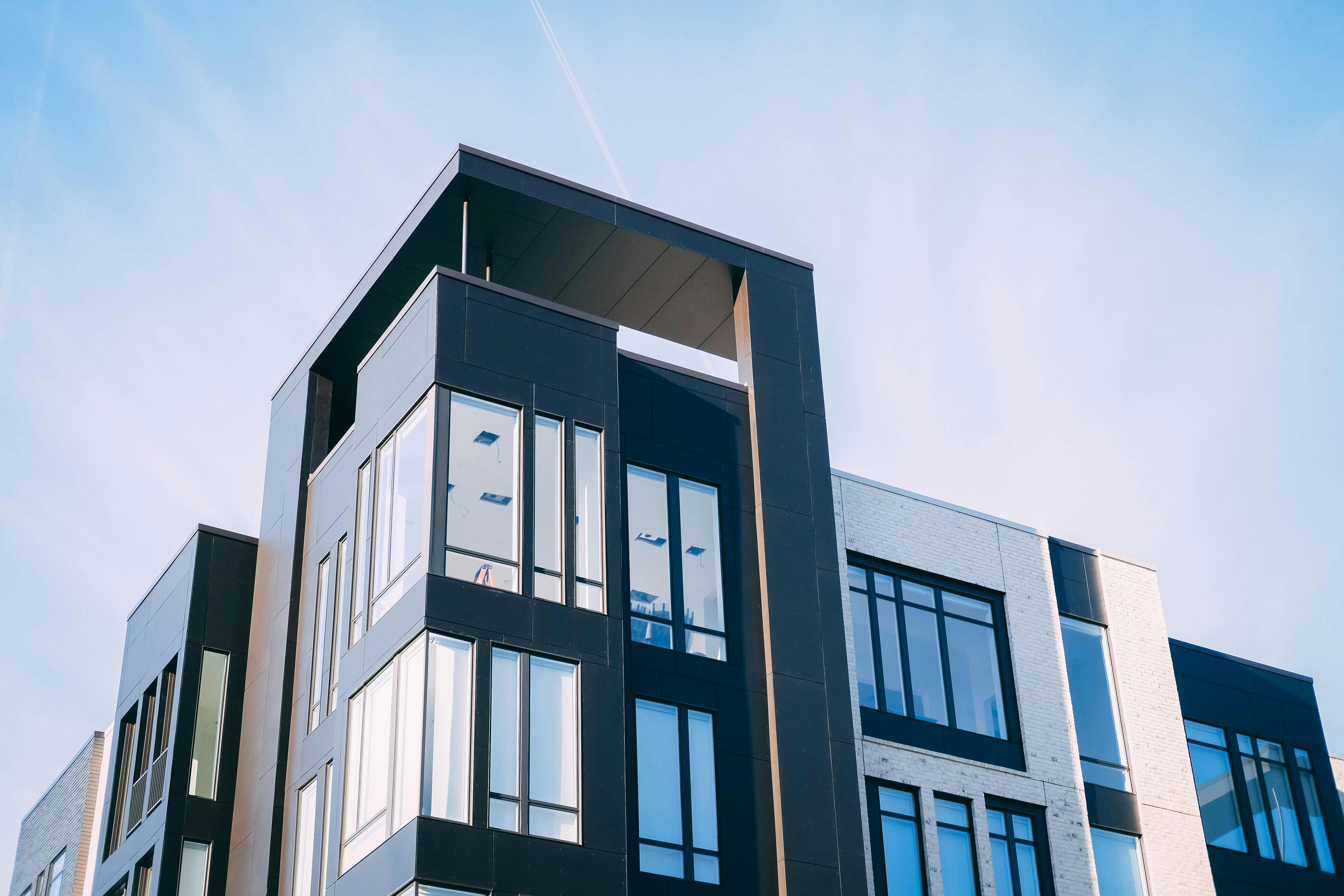 価値ある住まいを創る。外壁塗装でマンションの魅力を引き出すリフォーム提案。